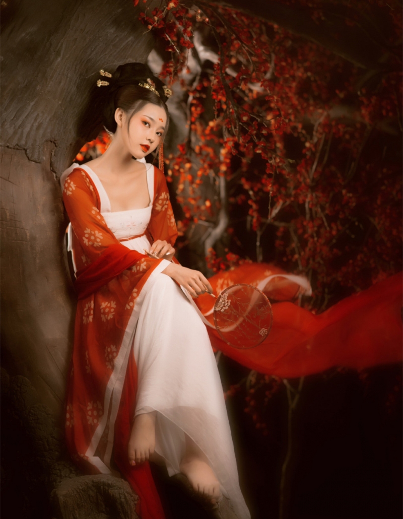 古代美女红妆素裹美艳动人图片