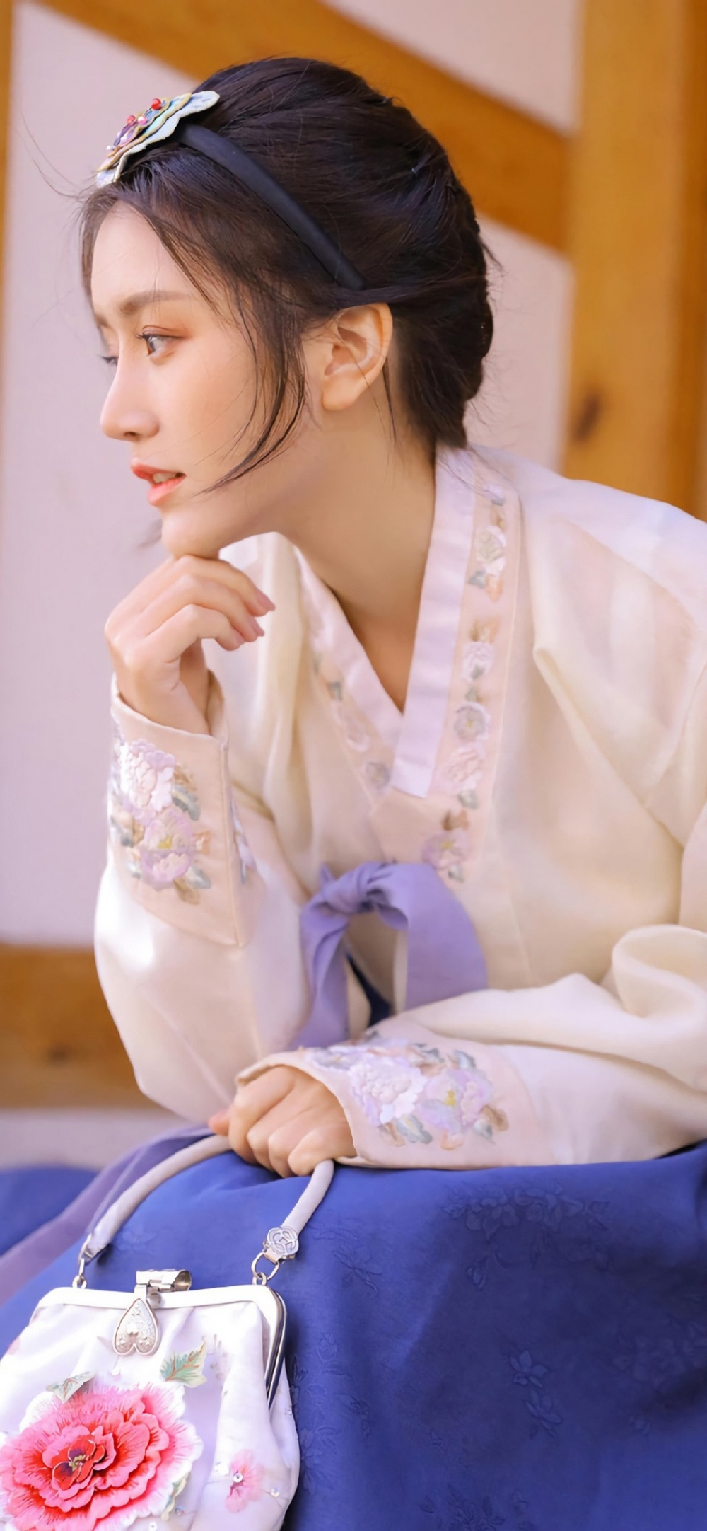 穿着汉服的日韩美女清丽动人气质脱俗唯美古风摄影