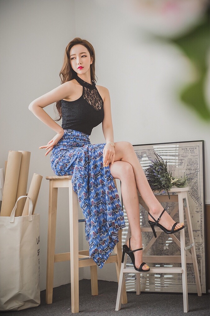 韩国风情性感少妇高跟秀美腿